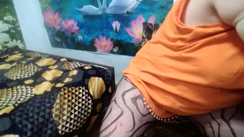 Snapshot of annaxgoldx chatting on May 17, 2026, 6:55 am AnnaxGoldX online show from May 17, 2026, 6:55 am