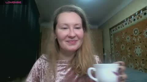 AnnaXLovers online show from December 18, 2025, 3:40 pm