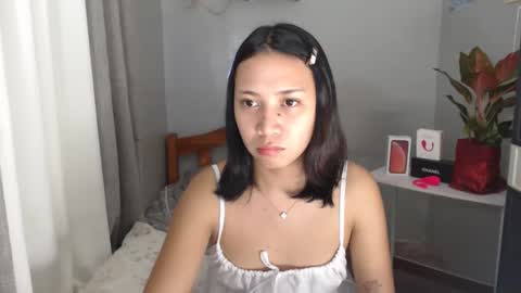 anne_chanelx online show from February 2, 2026, 8:40 pm