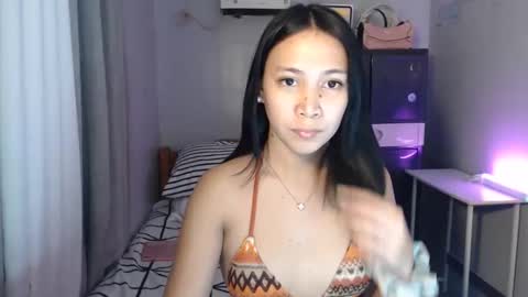 anne_chanelx online show from May 11, 2026, 3:51 pm