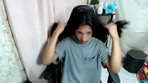 Snapshot of annebisyosa_angela chatting on January 7, 2026, 6:49 am annebisyosa_angela online show from January 7, 2026, 6:49 am