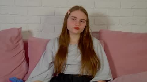 Snapshot of annetbennette chatting on July 18, 2026, 4:38 am AnnetBennette online show from July 18, 2026, 4:38 am
