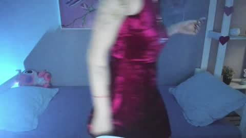 Snapshot of annetenet chatting on January 12, 2025, 9:08 am Annet online show from January 12, 2025, 9:08 am