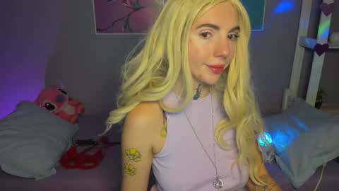 Snapshot of annetenet chatting on January 27, 2025, 7:35 am Annet online show from January 27, 2025, 7:35 am