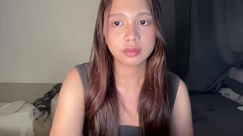 Annette 03 online show from September 24, 2025, 5:05 pm