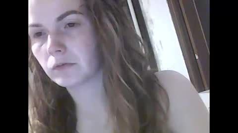 Snapshot of annetteleah chatting on November 18, 2025, 10:03 pm AnnetteLeah online show from November 18, 2025, 10:03 pm