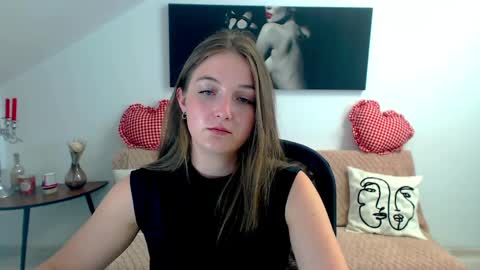 Snapshot of annewilsonn chatting on May 28, 2026, 5:38 am annewilsonn online show from May 28, 2026, 5:38 am
