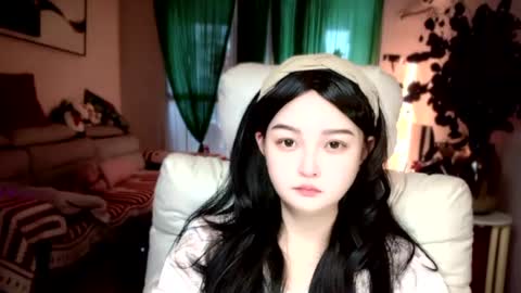 Snapshot of annibb chatting on June 22, 2026, 10:29 pm Anni online show from June 22, 2026, 10:29 pm
