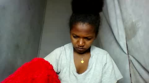 Snapshot of annick98 chatting on February 12, 2026, 8:42 am annick98 online show from February 12, 2026, 8:42 am