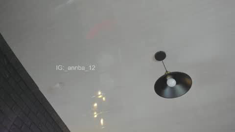 annie_barozzi online show from November 1, 2025, 1:24 pm