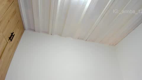 annie_barozzi online show from February 19, 2026, 10:44 am