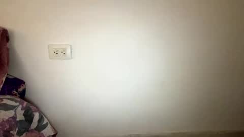 Annie  online show from December 16, 2024, 9:20 pm