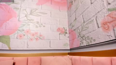 annie_cute18 online show from February 5, 2025, 3:55 am