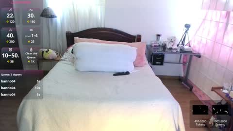 Snapshot of annie_swan_18 chatting on December 11, 2024, 3:58 pm LAURA - A n n i e S w a n online show from December 11, 2024, 3:58 pm