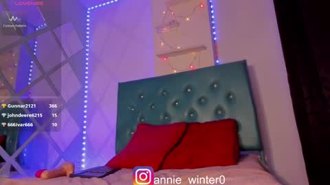 Snapshot of annie_winter1 chatting on March 3, 2025, 11:14 pm Annie online show from March 3, 2025, 11:14 pm
