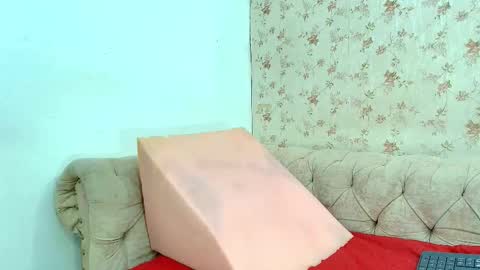 Snapshot of annieberlin chatting on September 10, 2025, 3:06 am annie online show from September 10, 2025, 3:06 am