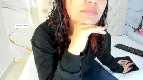 Snapshot of annieberlin chatting on March 17, 2026, 12:19 pm annie online show from March 17, 2026, 12:19 pm