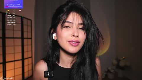 Snapshot of anniehillofficial_ chatting on May 1, 2026, 7:07 pm anniehillofficial_ online show from May 1, 2026, 7:07 pm
