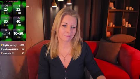 Annie online show from December 9, 2024, 8:55 am