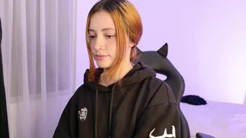 Annie online show from April 8, 2026, 2:11 am