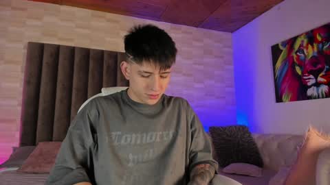 Annie  Alex online show from January 15, 2025, 1:20 pm