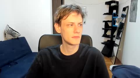    online show from October 21, 2025, 11:22 am