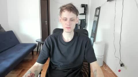    online show from April 18, 2026, 11:14 am