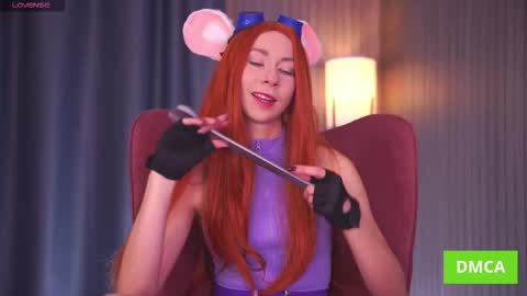 Annuetta online show from November 16, 2025, 3:17 pm