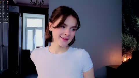Snapshot of anny_liis chatting on July 24, 2026, 8:01 am Lisa online show from July 24, 2026, 8:01 am