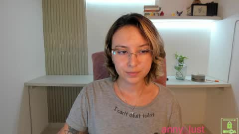 Snapshot of anny_lust chatting on May 28, 2026, 8:06 pm Issabela online show from May 28, 2026, 8:06 pm