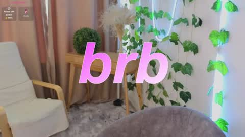 Snapshot of anny_ray_ chatting on August 9, 2026, 3:23 am Anny online show from August 9, 2026, 3:23 am