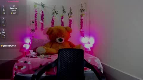 Snapshot of anny_scott chatting on February 26, 2025, 4:45 pm anny scot online show from February 26, 2025, 4:45 pm