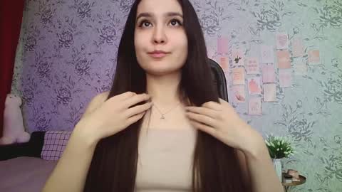 Annie online show from December 20, 2024, 3:58 am