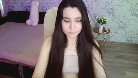 Annie online show from February 7, 2025, 6:35 am