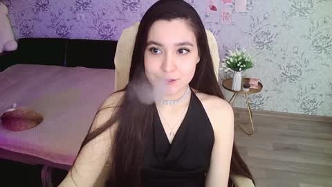 Annie online show from February 8, 2025, 11:24 pm