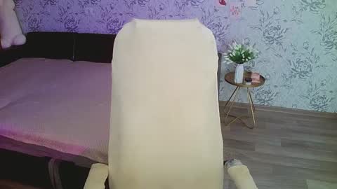 Annie online show from February 21, 2025, 4:18 am