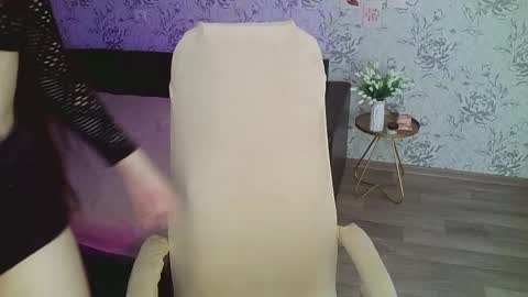 Annie online show from February 28, 2025, 1:05 am