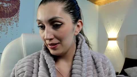 Snapshot of anny_sweet72 chatting on February 13, 2025, 4:28 pm Anny online show from February 13, 2025, 4:28 pm