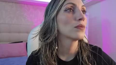 Anny online show from February 9, 2026, 11:58 am