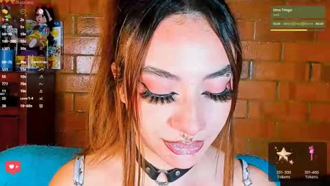 Anny  IG online show from November 8, 2025, 5:18 am