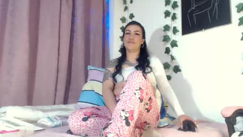    online show from September 24, 2025, 11:57 am