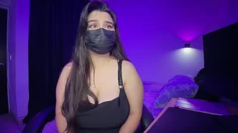 annymsk online show from July 13, 2026, 3:42 am
