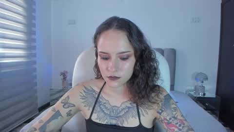 Snapshot of annythomsonn chatting on March 2, 2026, 9:21 pm AnnyT online show from March 2, 2026, 9:21 pm