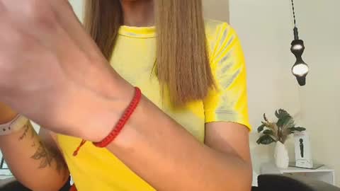 AnnyXhot online show from June 17, 2026, 11:12 am