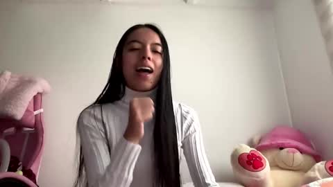 Snapshot of anotella_aa chatting on January 9, 2026, 7:37 pm anotella_aa online show from January 9, 2026, 7:37 pm