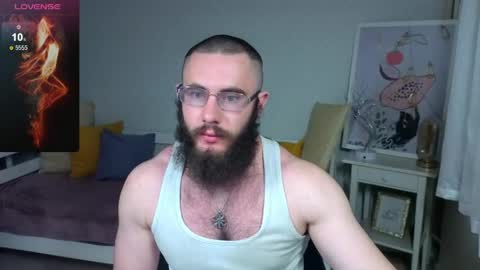 Snapshot of ant_power chatting on May 6, 2026, 7:41 pm Ant online show from May 6, 2026, 7:41 pm