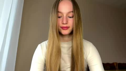 Viktoria online show from May 15, 2026, 3:30 pm