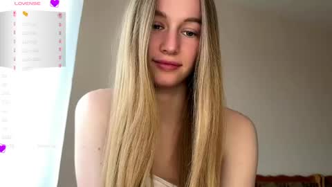 Viktoria online show from May 24, 2026, 3:17 pm