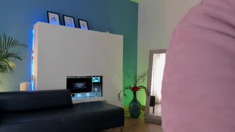 Snapshot of anto_thompson chatting on May 25, 2026, 7:09 pm Antonella online show from May 25, 2026, 7:09 pm