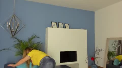 Snapshot of anto_thompson chatting on June 27, 2026, 6:46 pm Antonella online show from June 27, 2026, 6:46 pm